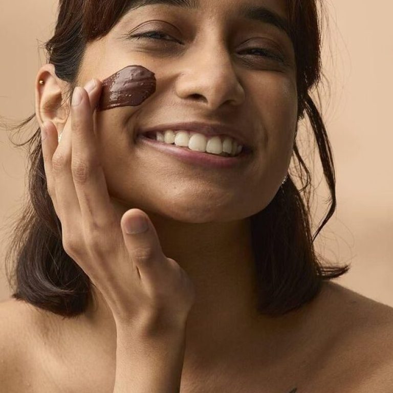 A deliciously indulgent, fresh chocolate face mask…
